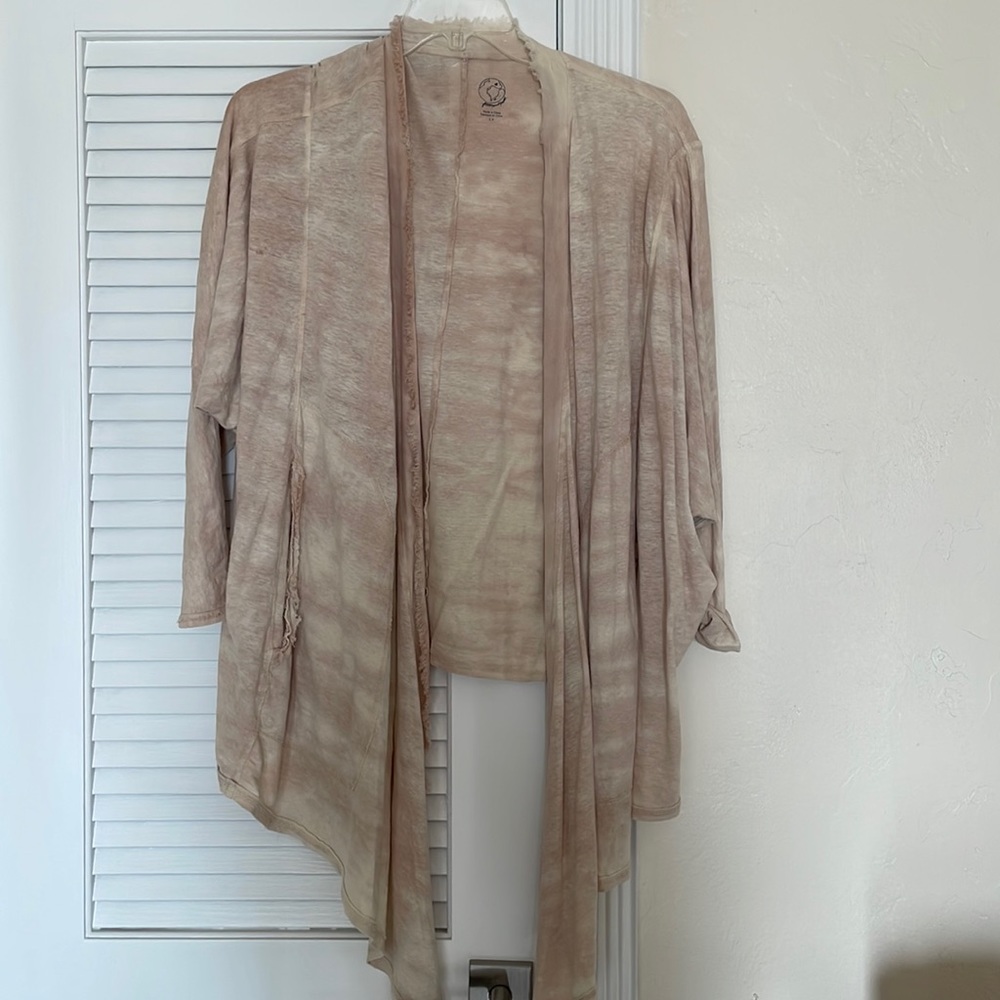 Free People long sleeve lightweight sweater jacket with pockets